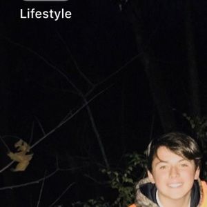 Meet your Posher, Eli